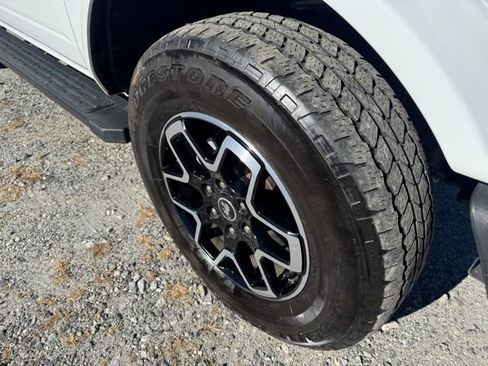 Used 2023 Ford Bronco Outer Banks image 12