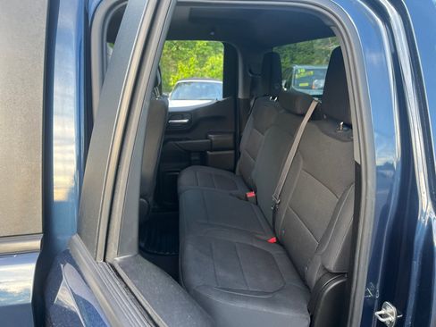 Used 2020 Chevrolet Silverado 1500 Custom Trail Boss w/ Custom Convenience Package AWD/4WD image 16