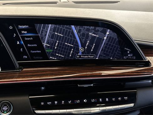 Used 2022 Cadillac Escalade Premium Luxury w/ Performance Package image 24