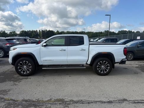 Used 2024 GMC Canyon Denali AWD/4WD image 18