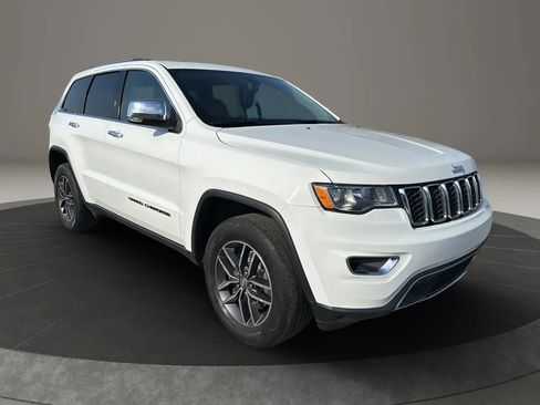 Used 2018 Jeep Grand Cherokee Limited AWD/4WD image 3
