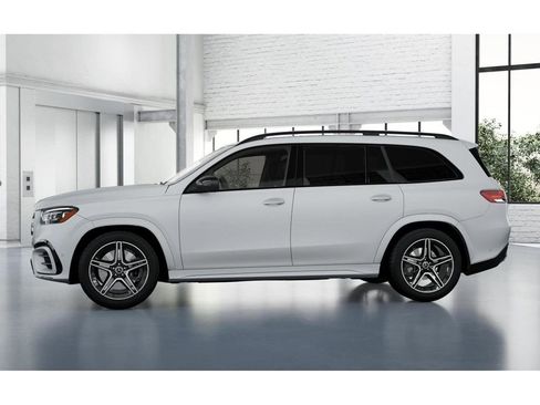 New 2026 Mercedes-Benz GLS 450 4MATIC image 35