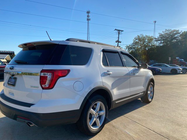 Used 2019 Ford Explorer XLT w/ Equipment Group 202A FWD image 6