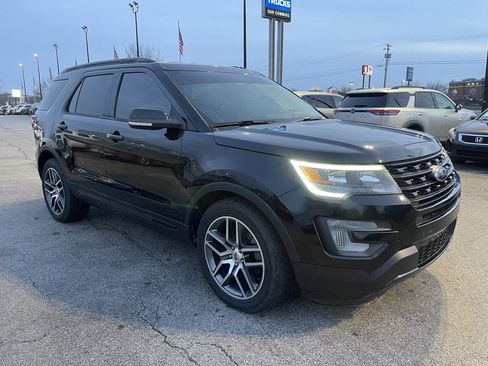 Used 2016 Ford Explorer Sport image 3