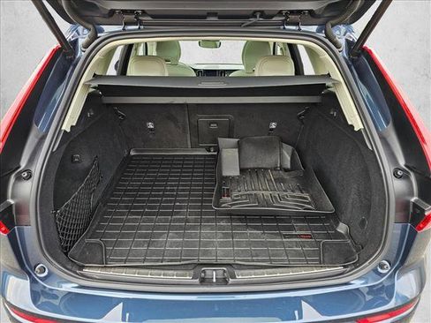 Used 2023 Volvo XC60 B5 Ultimate image 7