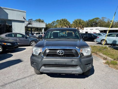 Used 2013 Toyota Tacoma 2WD Regular Cab image 2
