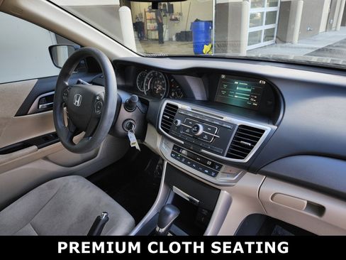 Used 2013 Honda Accord LX image 4