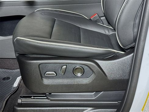 New 2026 Cadillac Escalade Sport w/ Touring Package image 17