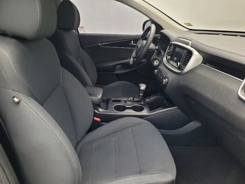 Used 2020 Kia Sorento LX image 21