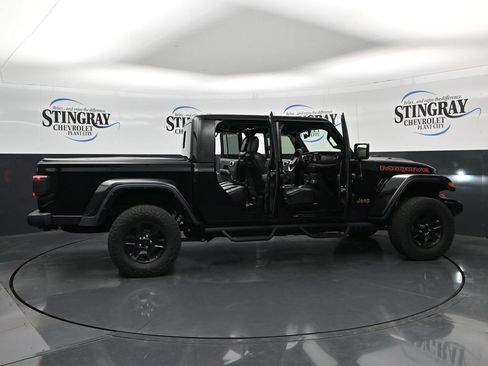 Used 2021 Jeep Gladiator Mojave AWD/4WD image 36