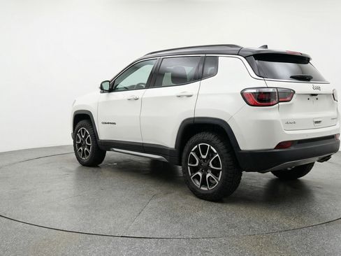 Used 2025 Jeep Compass Trailhawk w/ Trailer Tow Group image 6