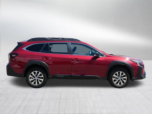 Certified 2025 Subaru Outback Premium AWD/4WD image 8
