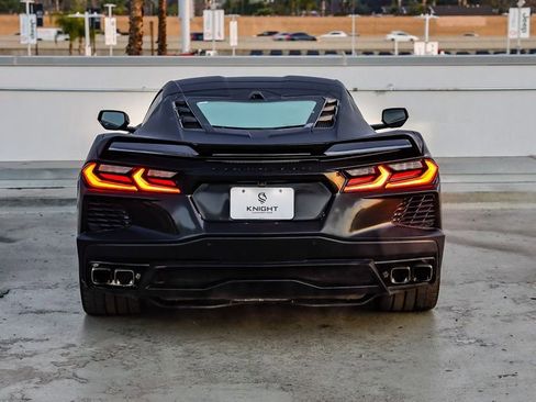 Used 2021 Chevrolet Corvette Stingray Premium Cpe w/ Z51 Performance Package RWD image 8