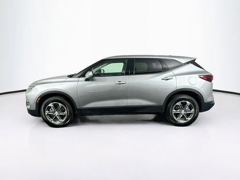 Used 2025 Chevrolet Blazer LT FWD image 4