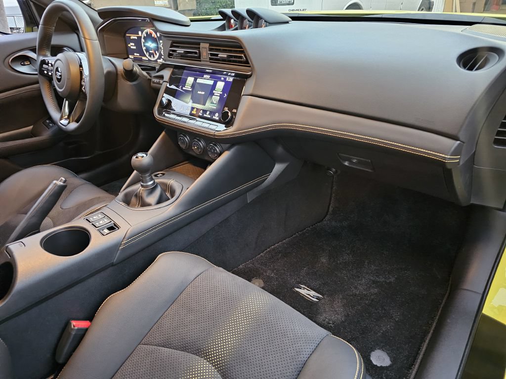 Used 2023 Nissan Z w/ Floor Mat Package (L93) RWD image 22
