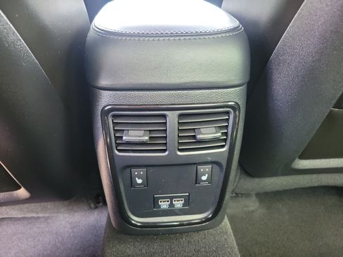 Used 2021 Dodge Charger SXT w/ Plus Group RWD image 9