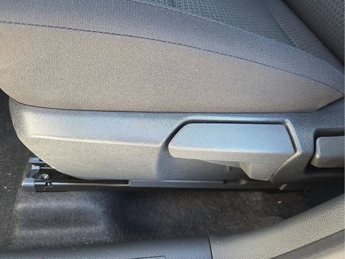 New 2026 Nissan Kicks S image 13