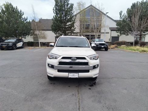 Used 2016 Toyota 4Runner Limited image 8