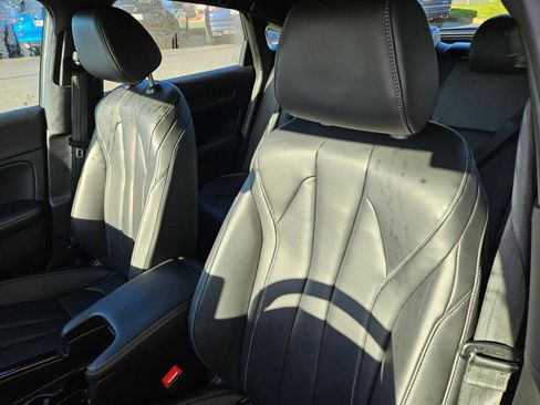 Used 2023 Acura Integra A-Spec image 18