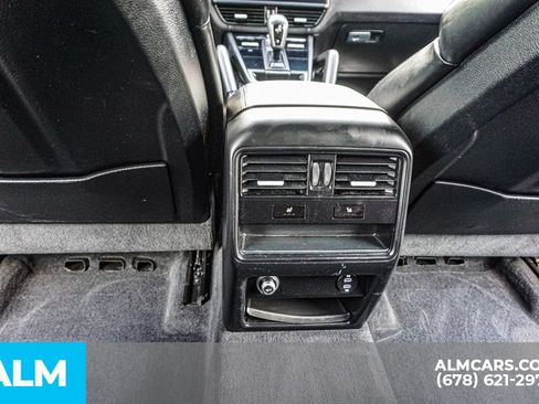 Used 2023 Porsche Cayenne Turbo GT AWD/4WD image 28