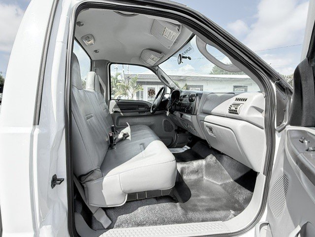 Used 2006 Ford F250 XL RWD image 17