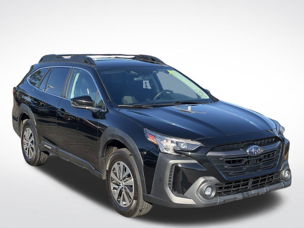 Used 2023 Subaru Outback Premium AWD/4WD image 2