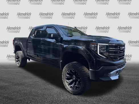 Used 2023 GMC Sierra 1500 AT4 w/ AT4 Premium Package AWD/4WD image 2