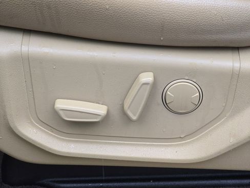 Used 2020 Ford F150 Lariat image 30