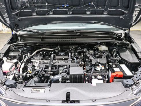 Certified 2025 Toyota Corolla LE FWD image 28