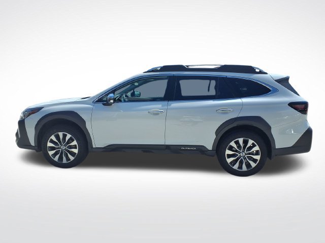 Used 2025 Subaru Outback Touring XT w/ Popular Package #2 AWD/4WD image 2