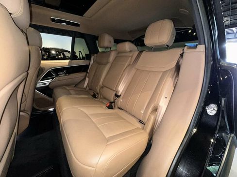 Used 2023 Land Rover Range Rover SE AWD/4WD image 22