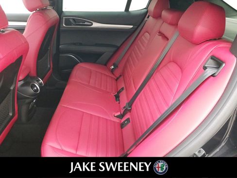 New 2022 Alfa Romeo Stelvio Veloce image 12