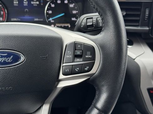 Certified 2023 Ford Explorer XLT w/ Equipment Group 202A image 28