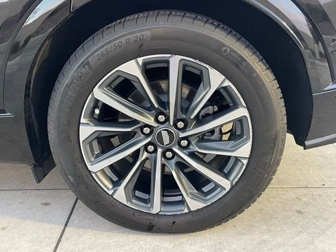 Used 2024 Cadillac Lyriq Sport image 7