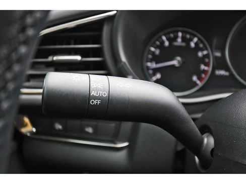 Certified 2025 MAZDA CX-30 AWD 2.5 S w/ Preferred Package image 17