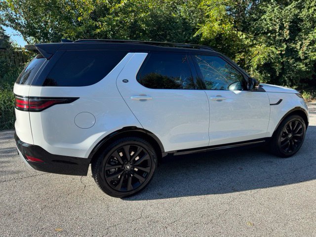 New 2026 Land Rover Discovery Limited Edition AWD/4WD image 5