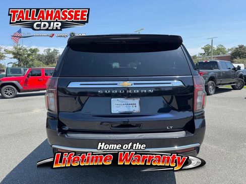 Used 2024 Chevrolet Suburban LT AWD/4WD image 4