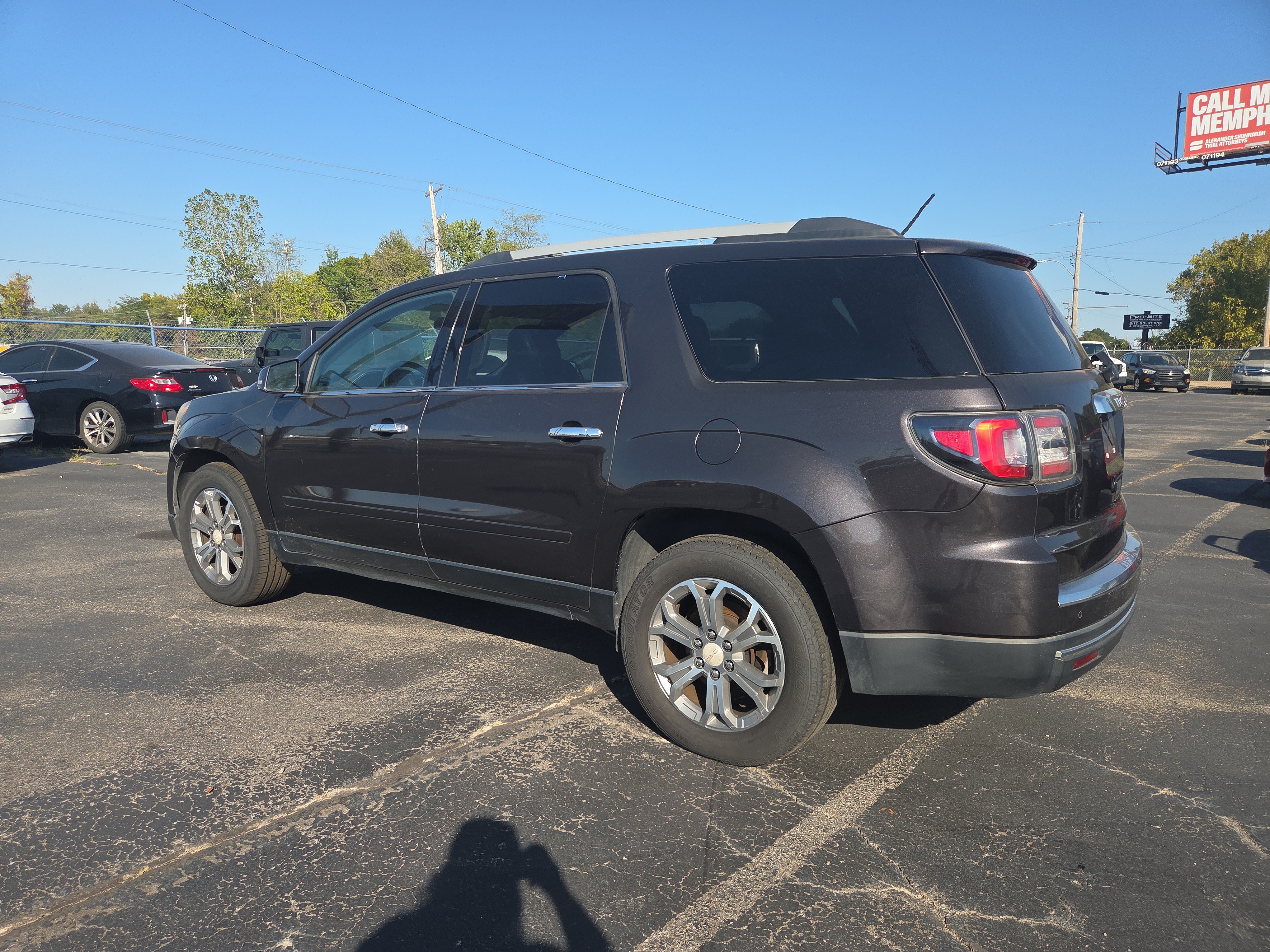 Used 2014 GMC Acadia SLT AWD/4WD image 3