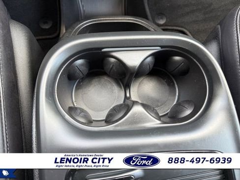 Used 2023 Chrysler Pacifica Touring-L w/ S Appearance Package image 28