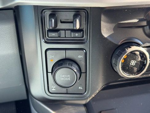 New 2026 Ford F250 XLT w/ FX4 Off-Road Package image 17