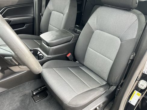 Used 2024 Chevrolet Colorado Trail Boss w/ Technology Package AWD/4WD image 19