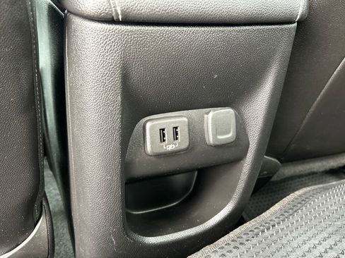 Used 2019 Chevrolet Colorado ZR2 AWD/4WD image 19