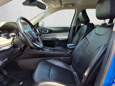 Used 2022 Jeep Compass Limited AWD/4WD image 16