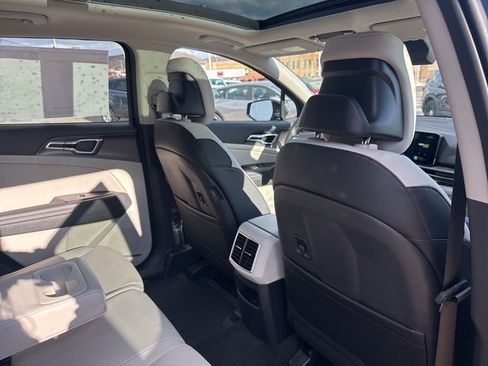 New 2026 Kia Sportage EX image 15