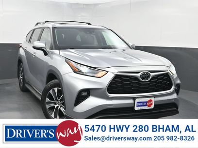 Used 2024 Toyota Highlander XLE
