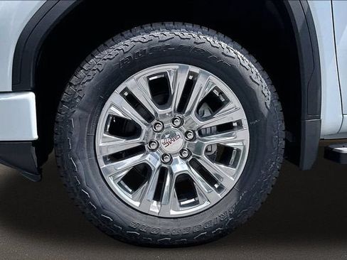 New 2026 GMC Sierra 1500 Denali w/ Technology Package AWD/4WD image 13