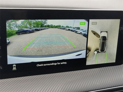 New 2025 Nissan Kicks SR w/ SR Premium Package image 12