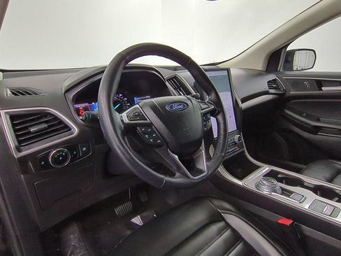 Used 2024 Ford Edge SEL AWD/4WD image 10
