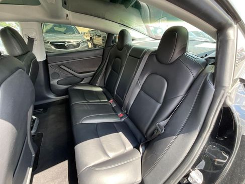 Used 2022 Tesla Model 3 Long Range AWD/4WD image 20