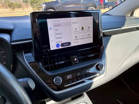 Used 2024 Toyota Corolla LE image 14